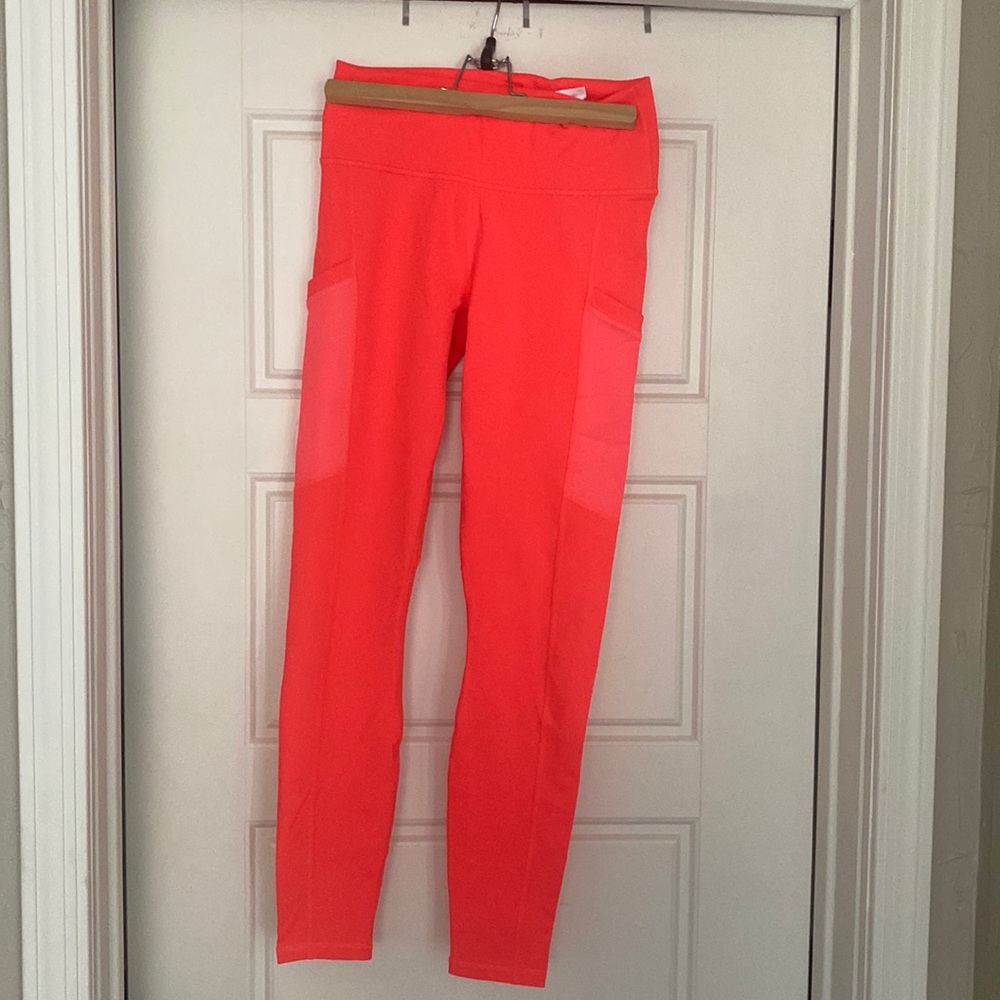 Fabletics exercise pants